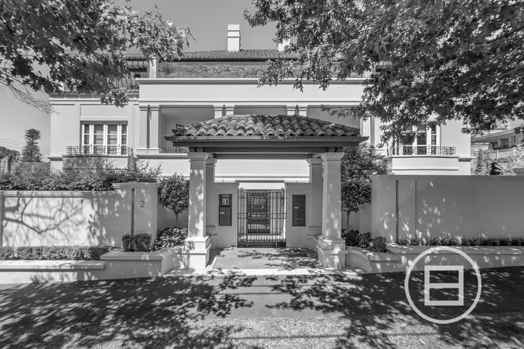 2 Lansell Road
