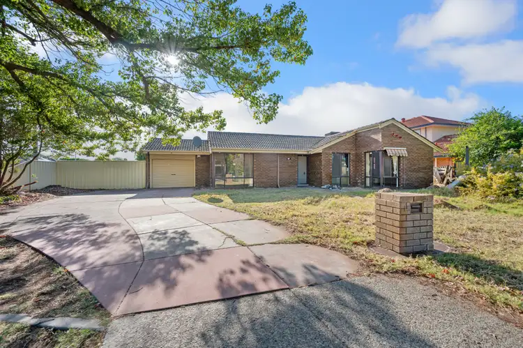15 Canterbury Drive