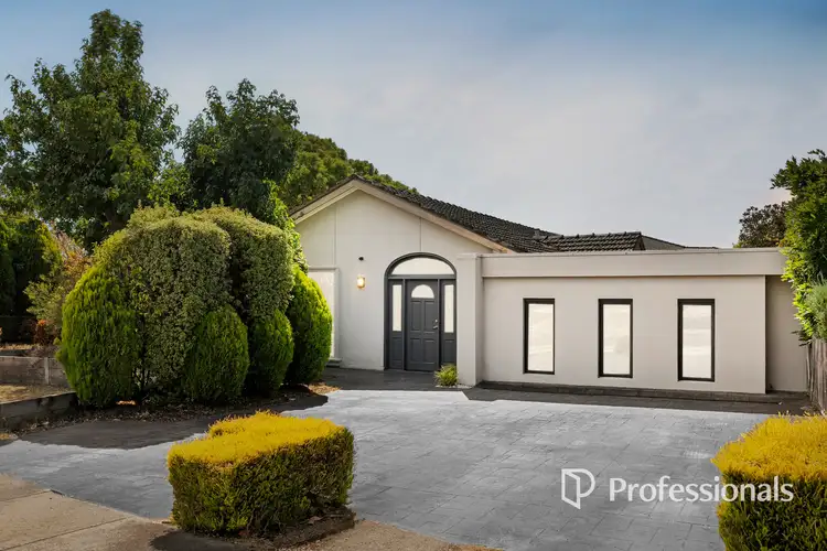 16 Blenheim Avenue