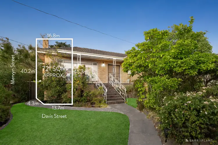 5 Davis Street