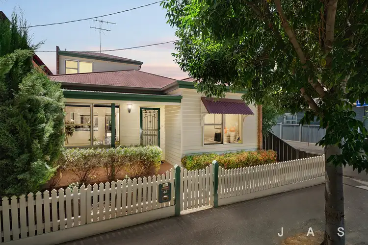 45 Robertson Street