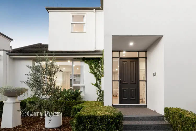 20b Mernda Avenue