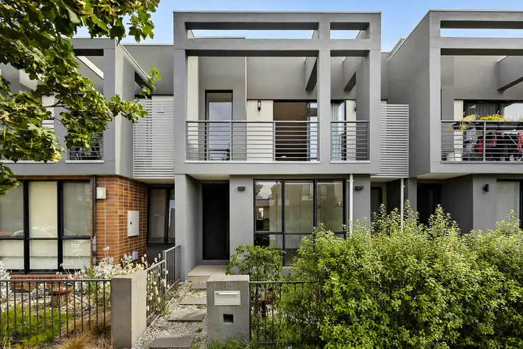 15 Souter Crescent