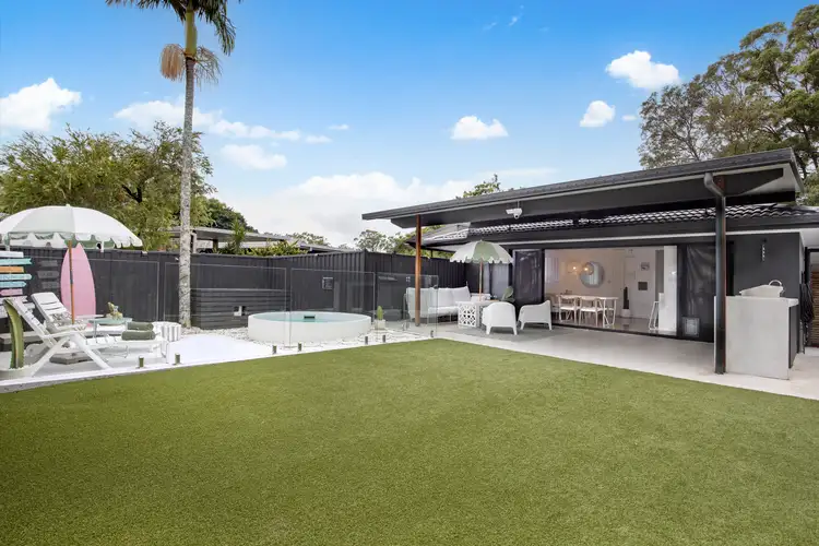 14 Macaw Avenue