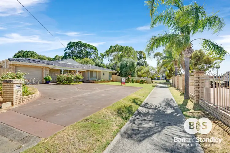 16 Oleander Place