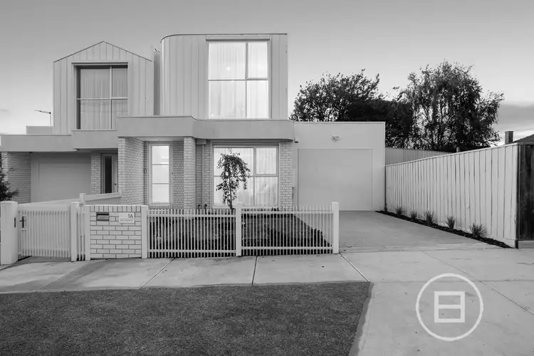 1A Southam Street
