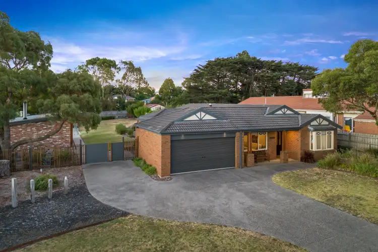 6 Jacksons Creek Way