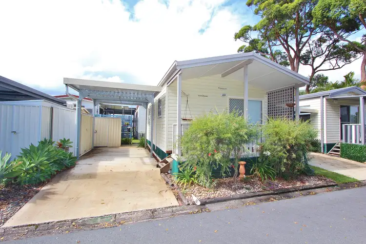 2 Arnott Street