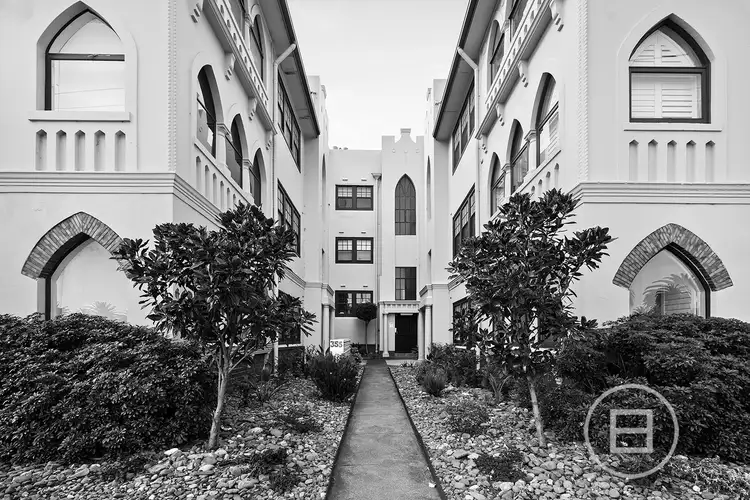 355 Beaconsfield Parade