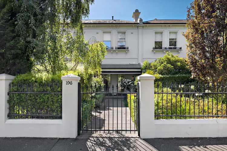 196 The Avenue