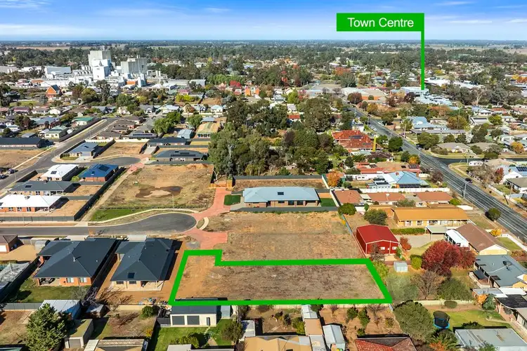 8 Nardoo Court