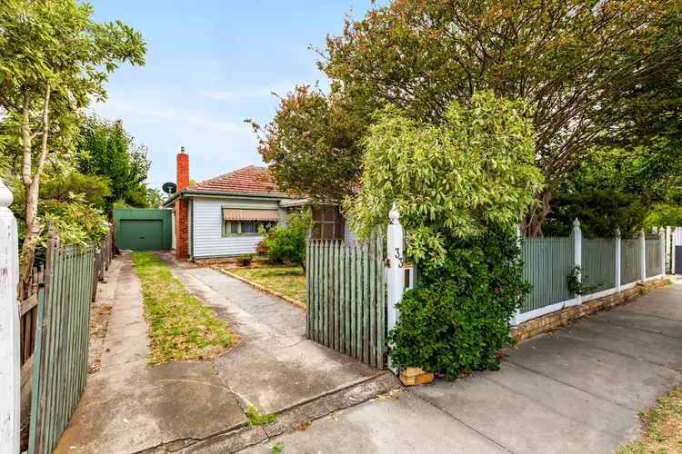 33 Keith Street