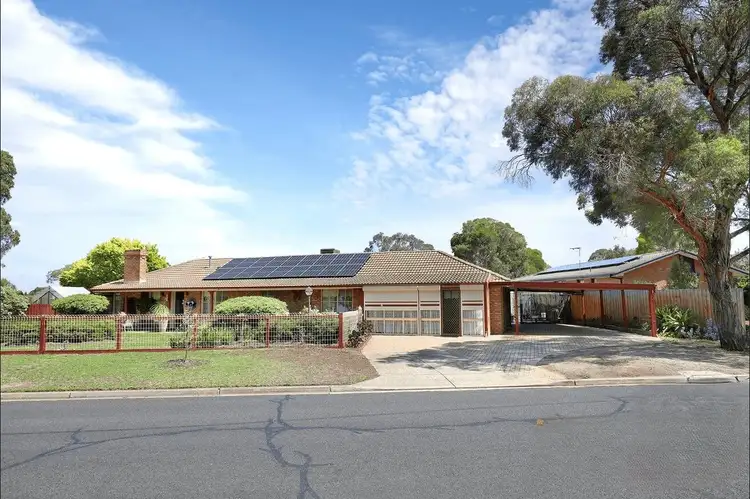 135 Gisborne Melton Road