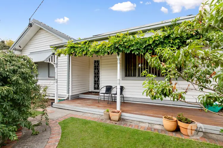 18 Campbell Street