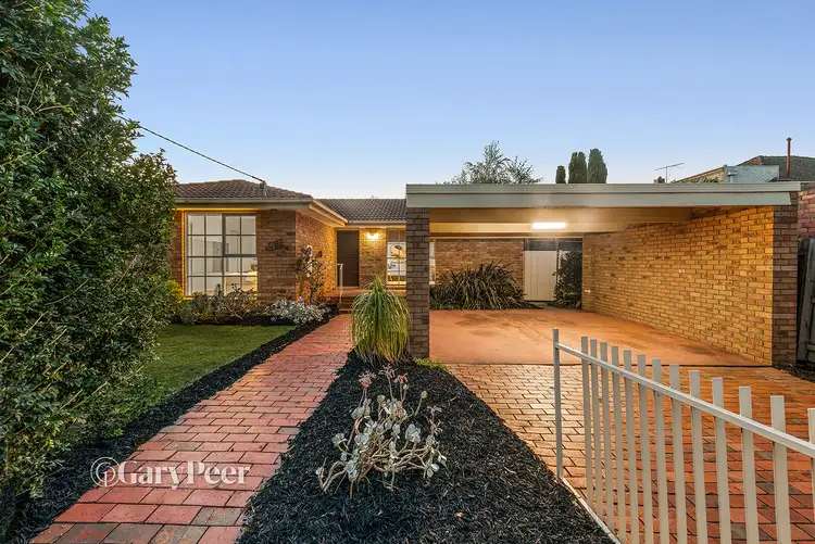 1 Holland Grove
