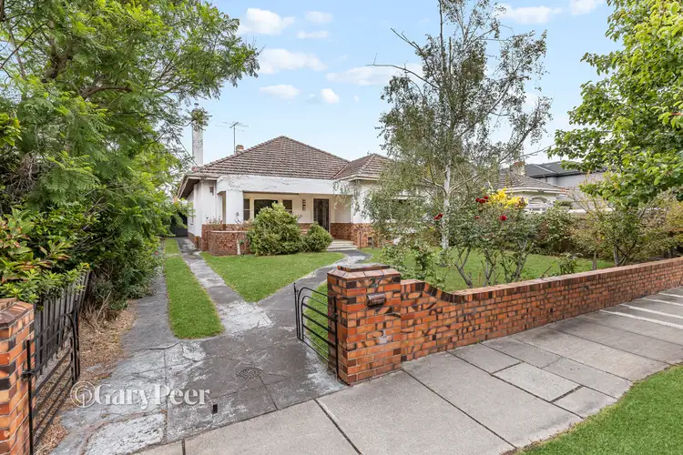 27 Testar Grove