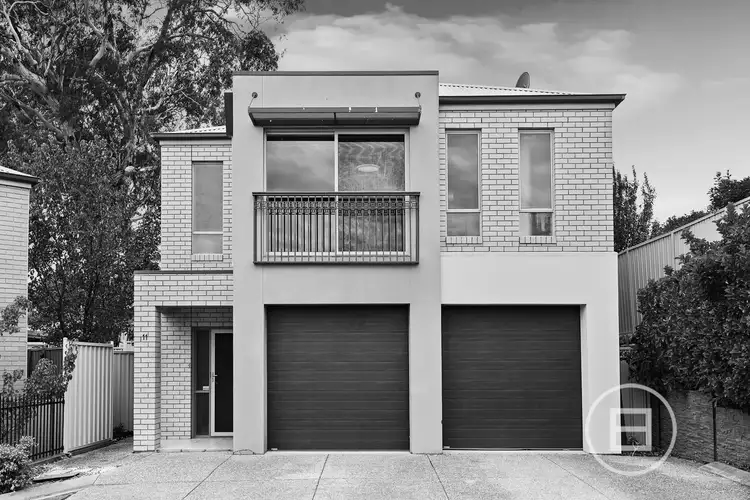 10 Settlers Hill Drive