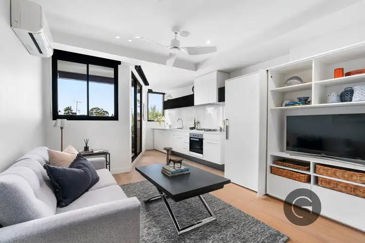 2 Hobson Street