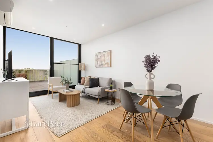 28 Riddell Parade