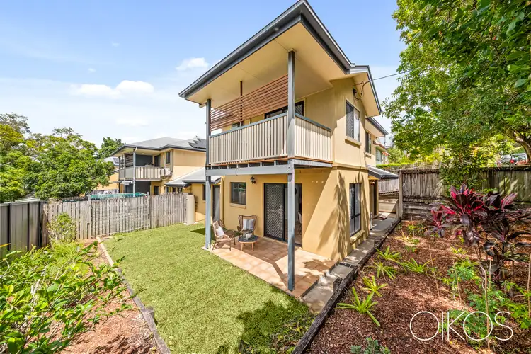 6 Rainey Street