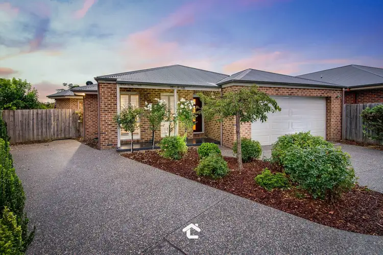 6 Belvoir Court