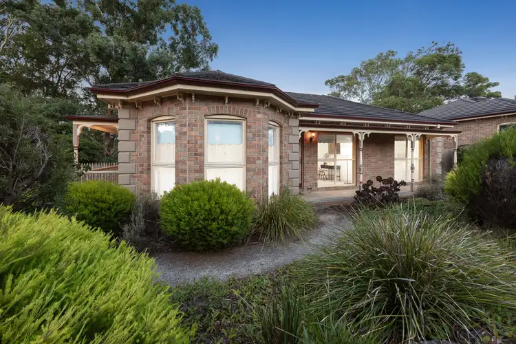 12 Calrossie Avenue