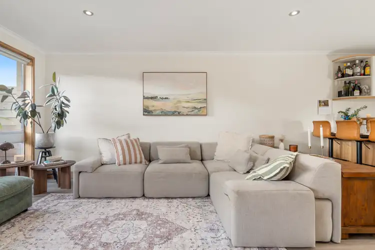 310 Warrigal Road