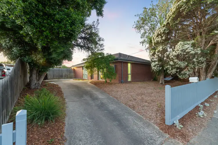 13 Villawood Drive