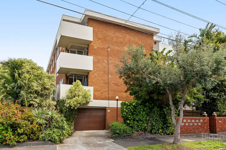 13-15 Spenser Street