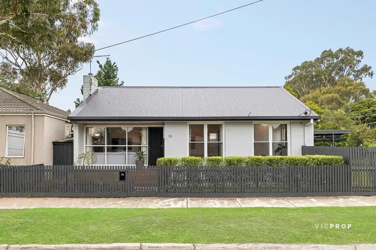 16 Pacific Drive