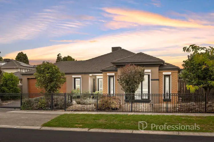 9 Rowland Drive