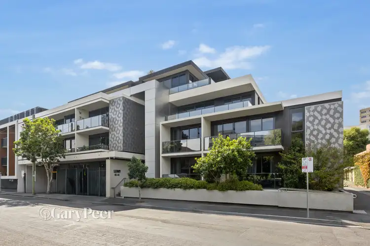 40-44 Pakington Street