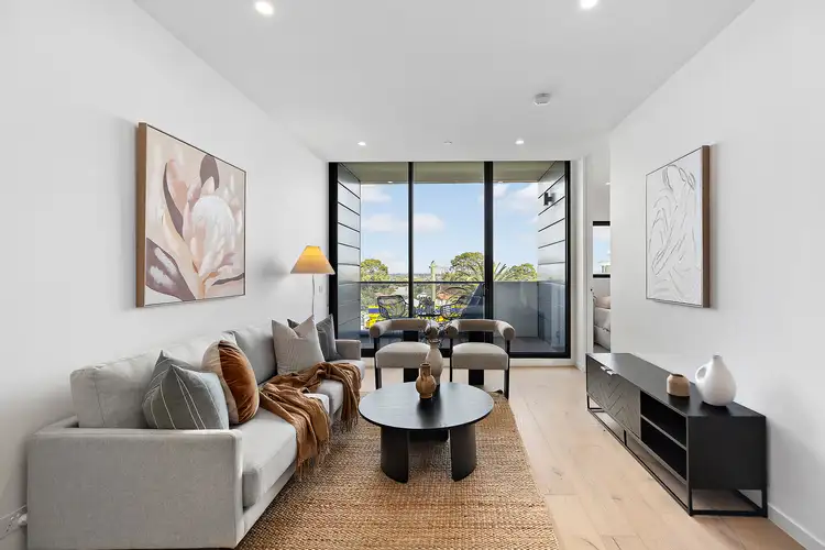 1050 Mt Alexander Road