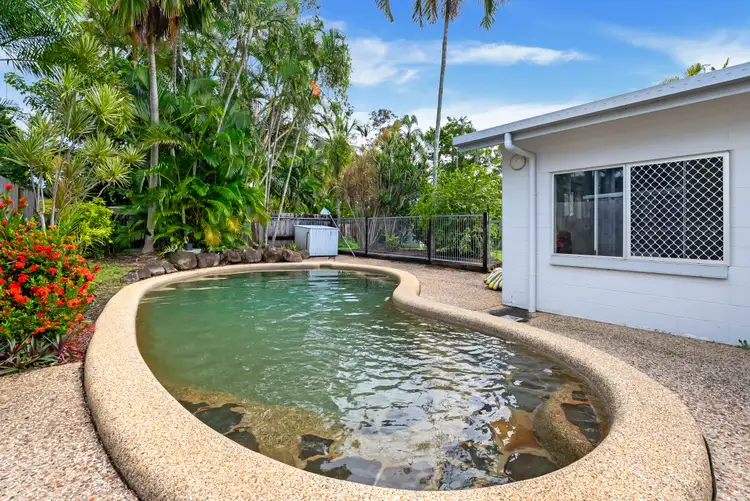 12 Bondi Crescent