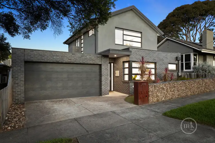 52 Sainsbury Avenue