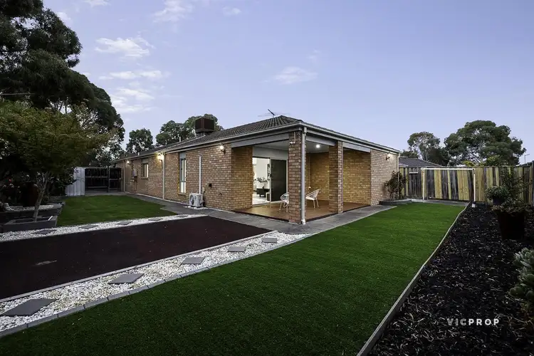 2 Ducal Parkway