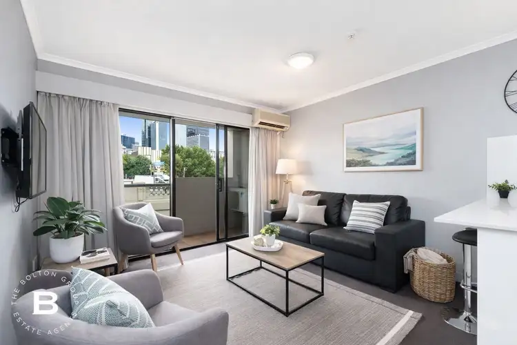 20 Montague Road