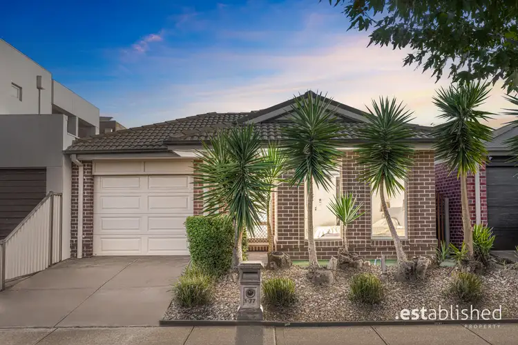 77 Hemsley Promenade