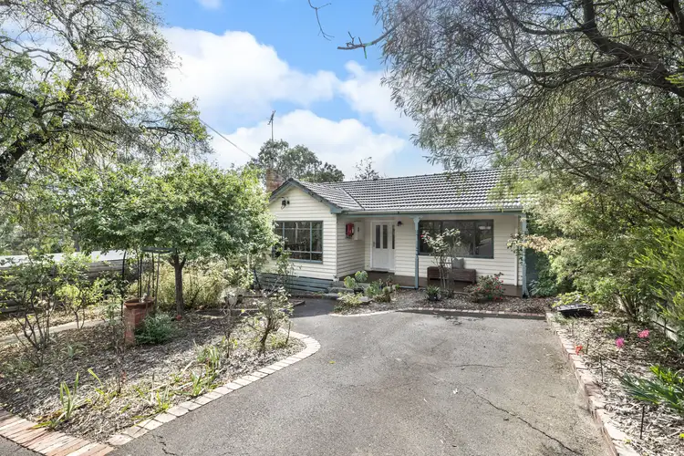 3 Nicholson Close