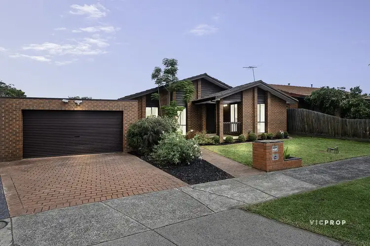 32 Cunningham Drive