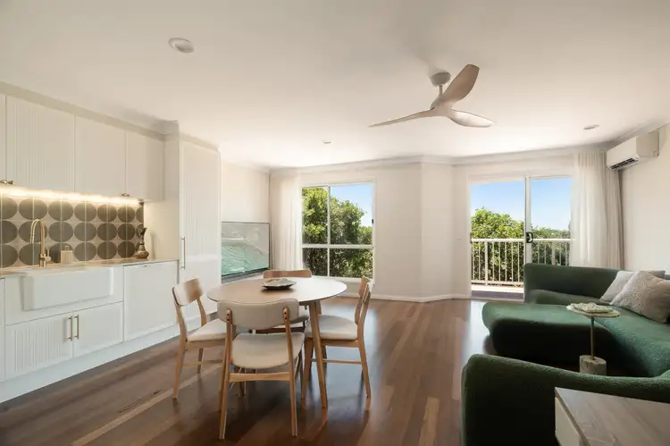 69 Southern Cross Parade