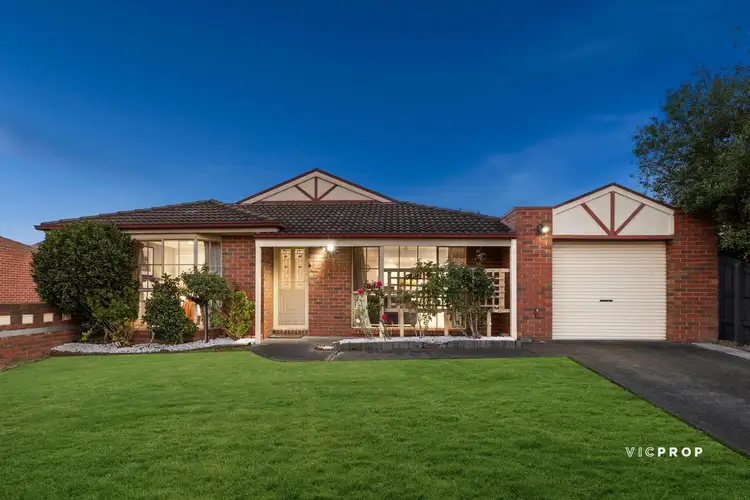 31 Edina Road