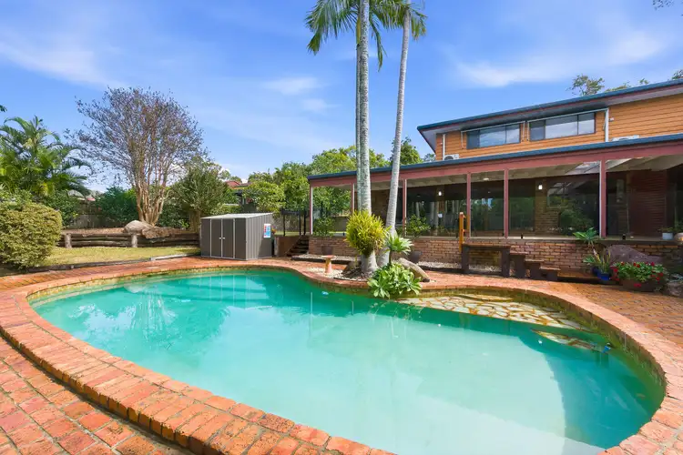 4 Jacana Court