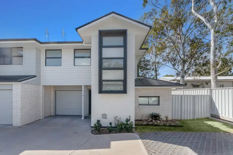 38 Robert Street