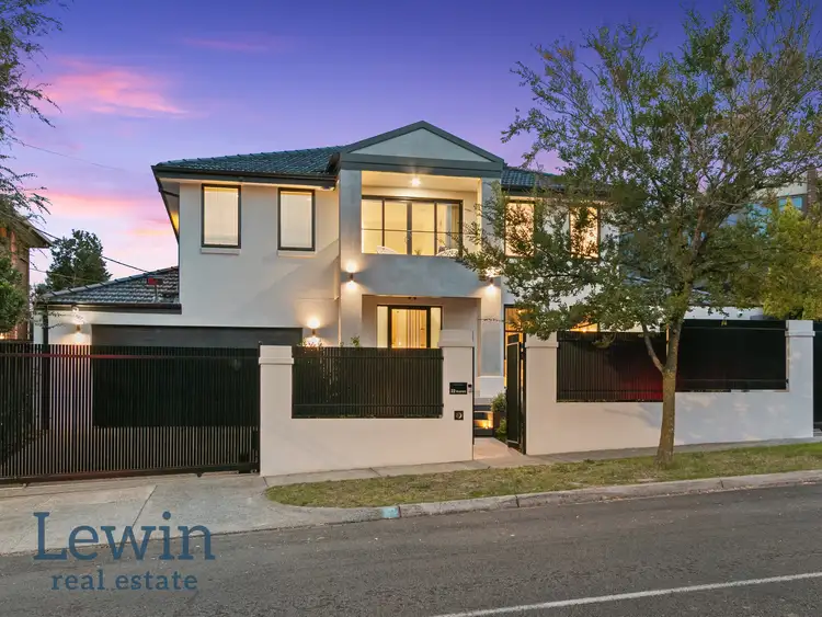 22 Avenza Street