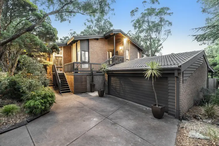 11 Hartland Way