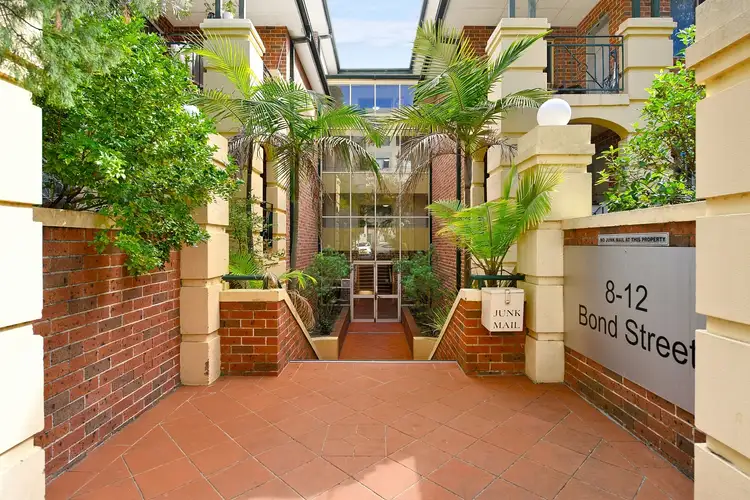 8-12 Bond Street