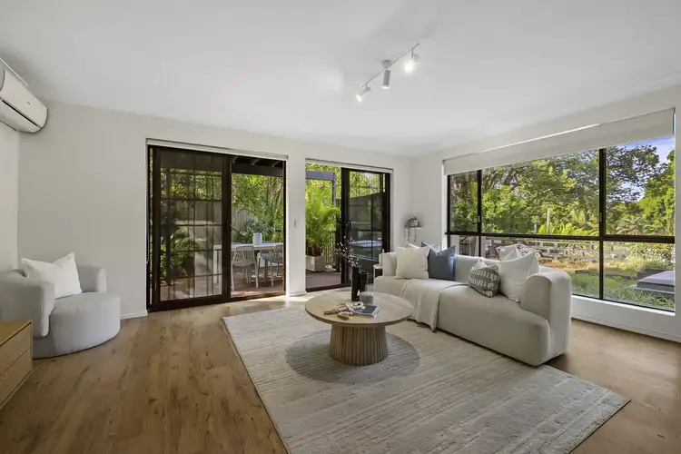 12 Woodstock Avenue