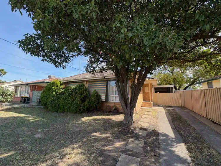 10 Gibbons Road