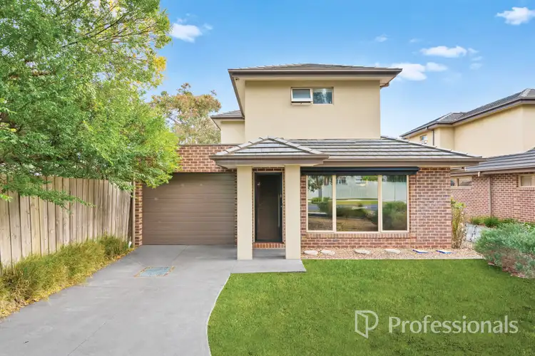 13 Rose Avenue